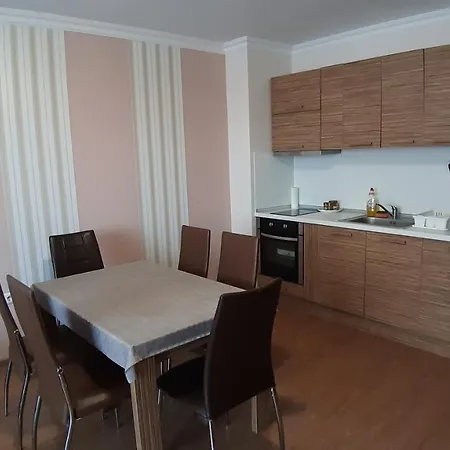 公寓 Apartament Sarafovo *